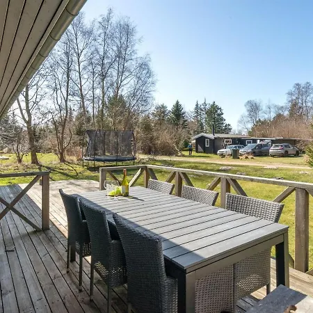 Pietari - 1-2km From The Sea By Interhome *